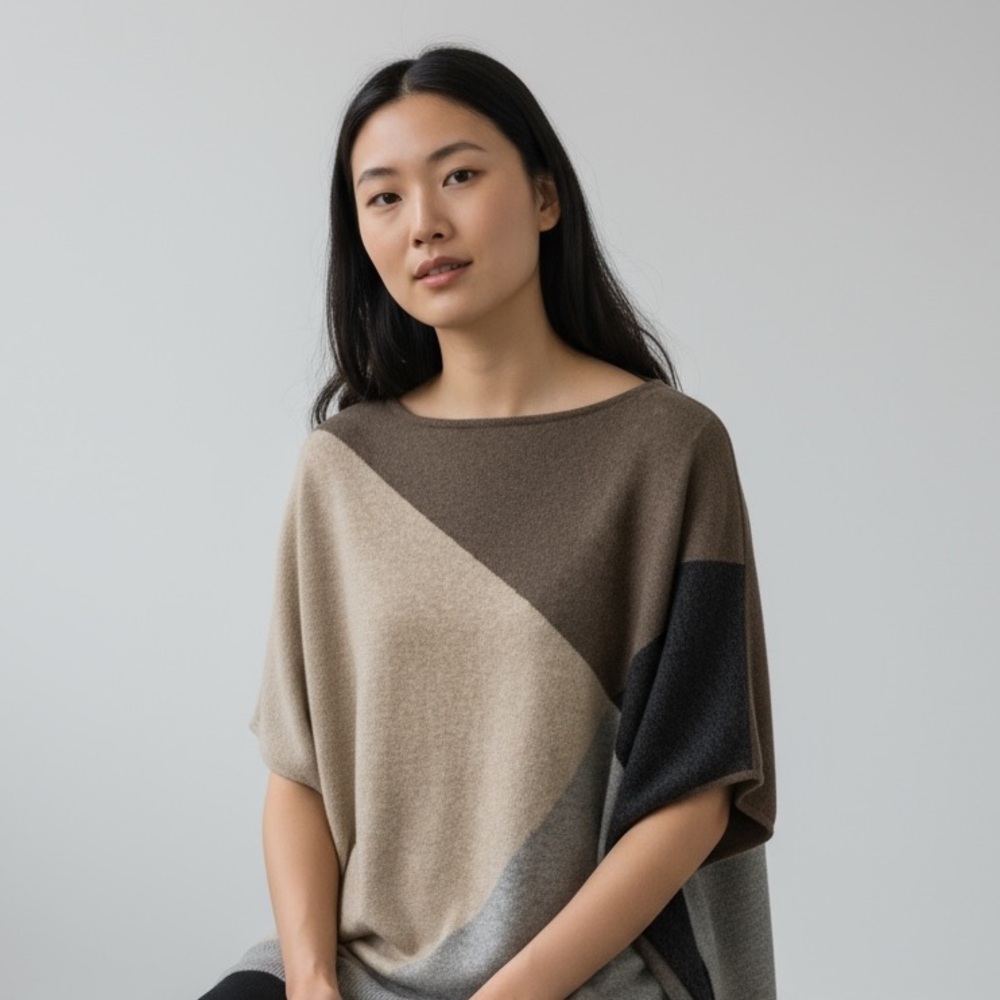 LAUREN HANSEN - SZ SMALL - 2 PLY CASHMERE - COLORBLOCK -‎ ASYMMETRICAL LOOK B22